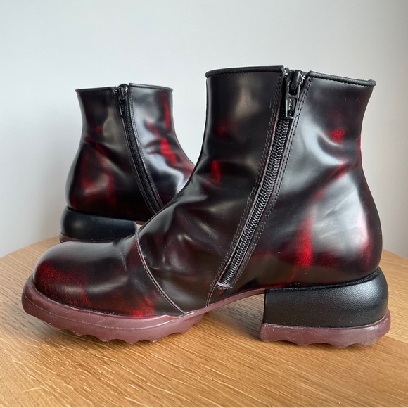 Fluevog Unity Penney ankle boot with buttons - Burgundy Rub Off size 5.5 - Picture 4 of 11